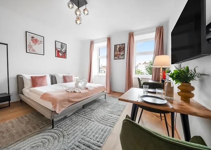 Stylish Near Stephansplatz, Kitchen, No Elevator Apartman *