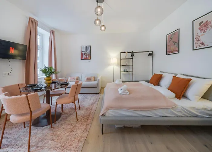 Stylish Near Stephansplatz, Kitchen, No Elevator