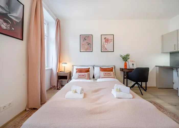 Stylish Near Stephansplatz, Kitchen, No Elevator *