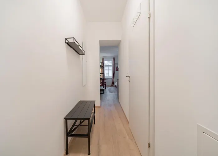 Stylish Near Stephansplatz, Kitchen, No Elevator